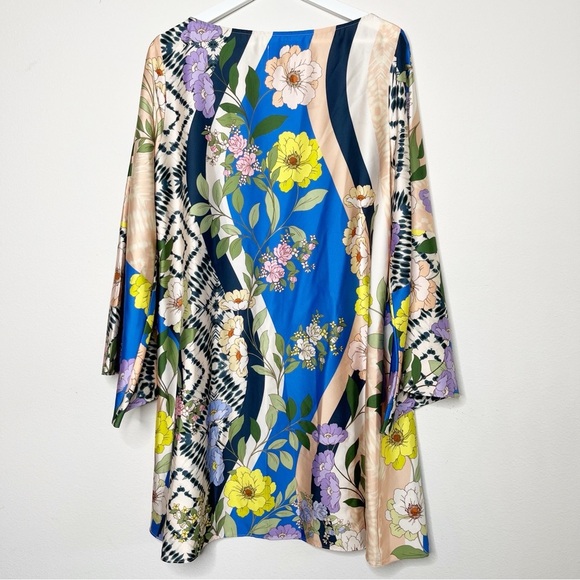 MISA Los Angeles Twiggy Dress- in Lucid Dream Print - Picture 6 of 7